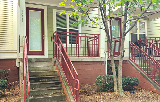 Hot 2 bed 2.5 bath townhome  in Uptown Charlotte!