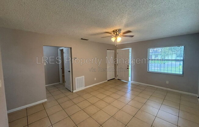 3 beds, 1.5 baths, 1,100 sqft, $1,599