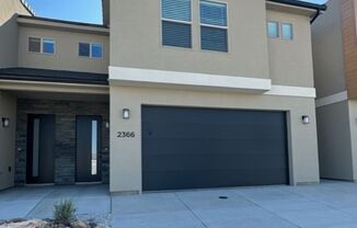 3 beds, 2.5 baths, $1,868