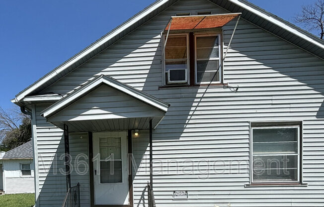 5628 LOGAN AVE