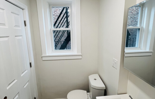 Studio, 1 bath, $2,500, Unit 25