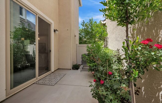 4 beds, 3 baths, $2,900