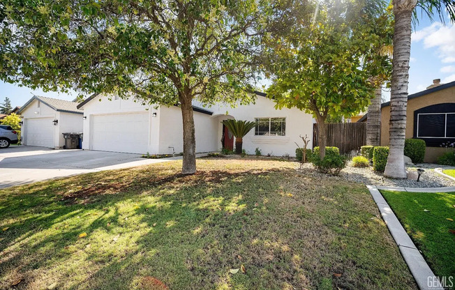 Recently Remodeled 3 Bed 2 Bath!