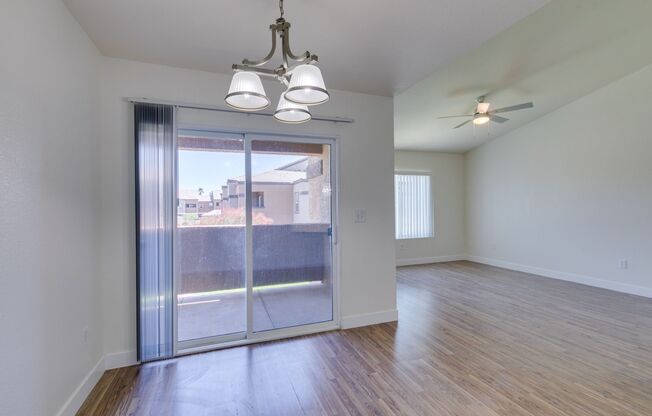 2 beds, 2 baths, $1,475, Unit UNIT 2118
