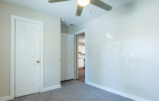 2 beds, 1 bath, 800 sqft, $1,500, Unit A-6