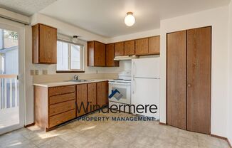 2 beds, 1 bath, $1,500, Unit 205