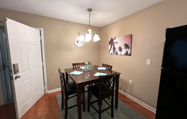 2 beds, 2 baths, $1,400, Unit UNIT 202