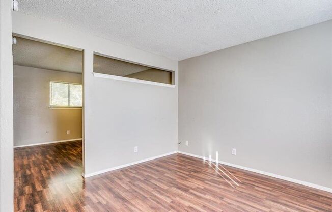 1 bed, 1 bath, 475 sqft, $575, Unit 4