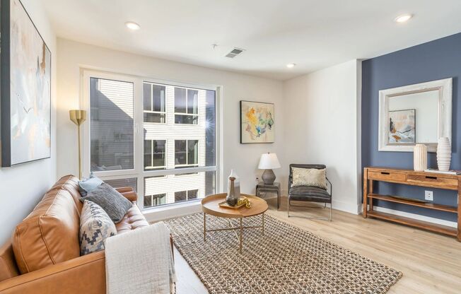 1 bed, 1 bath, 580 sqft, $1,500, Unit Unit 406