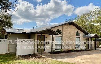909 HL WOOD DR