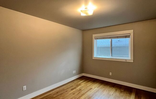 2 beds, 1 bath, $1,995, Unit 3