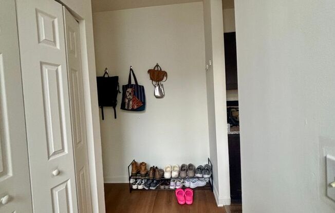 1 bed, 1 bath, 600 sqft, $1,674, Unit 223