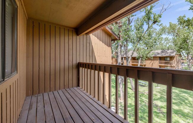 2 beds, 2 baths, 800 sqft, $955