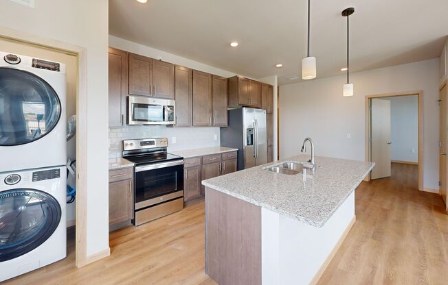 2 beds, 2 baths, 1,066 sqft, $2,200, Unit #202