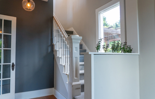 Gorgeous Colonial 3 bedroom home with views waiting for you!