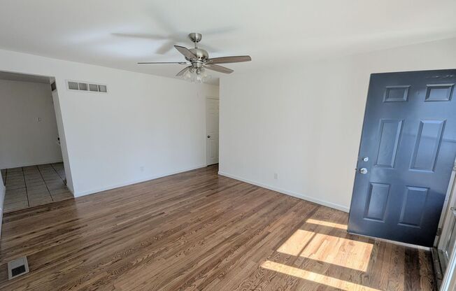Stylish Santa Maria Stunner - **1/2 off First Month's Rent!!**