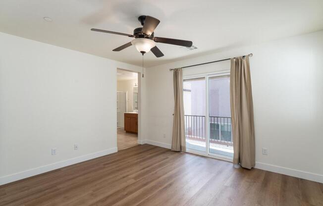 3 beds, 2 baths, 1,764 sqft, $2,100
