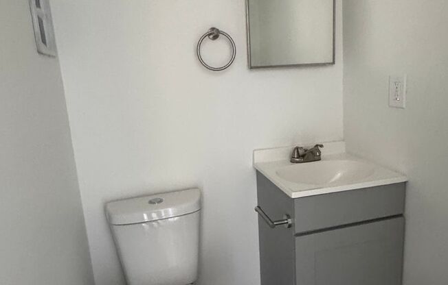 2 beds, 1.5 baths, 1,440 sqft, $1,299