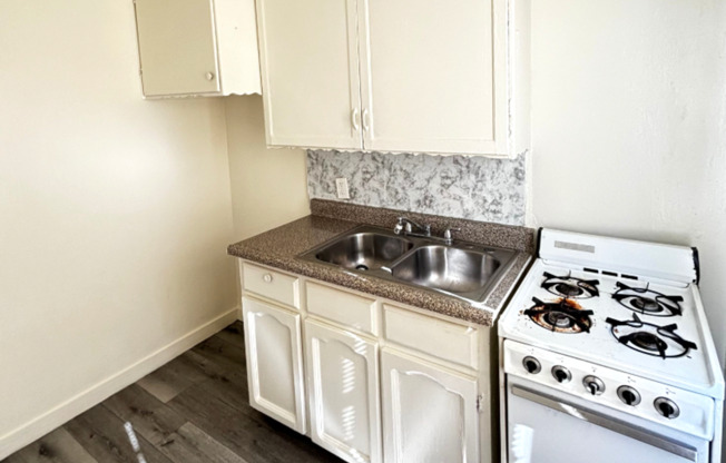 Studio, 1 bath, $1,595, Unit 9