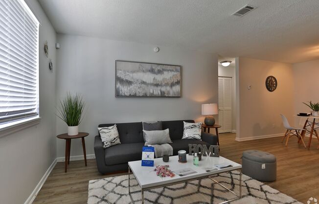 2 beds, 2 baths, 950 sqft, $1,245