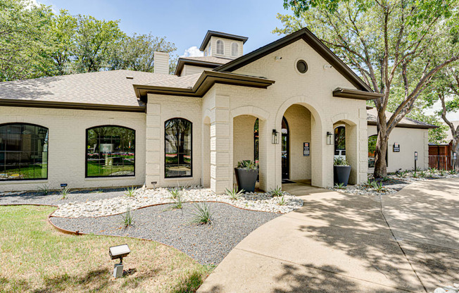 Clubhouse Exterior at Mason, McKinney