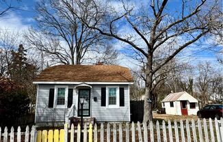 2 bedroom house in Fulton Hill; Big yard, laundry, central hvac all electric and a deck!