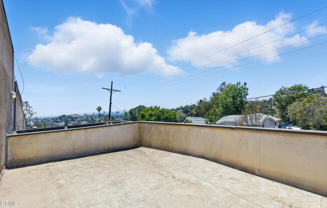 1842 N ALVARADO ST