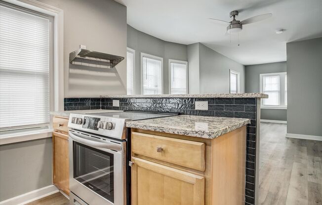 Studio Apartment Available - Centrally located