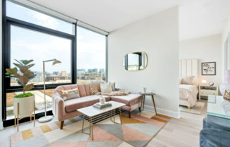 1118 W VAN BUREN