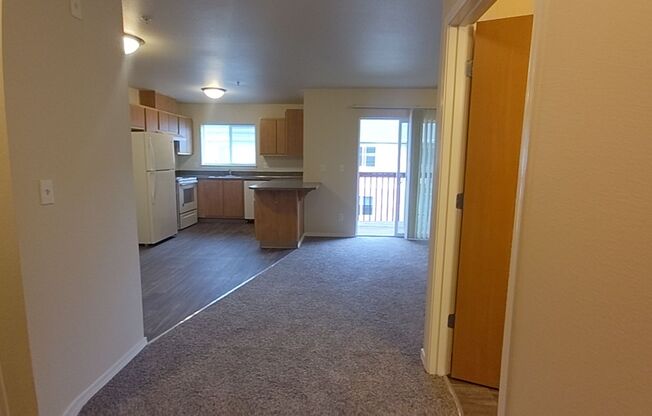 2 beds, 2 baths, 994 sqft, $1,395, Unit C302