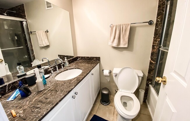 2 beds, 2 baths, 1,067 sqft, $4,750, Unit 1526