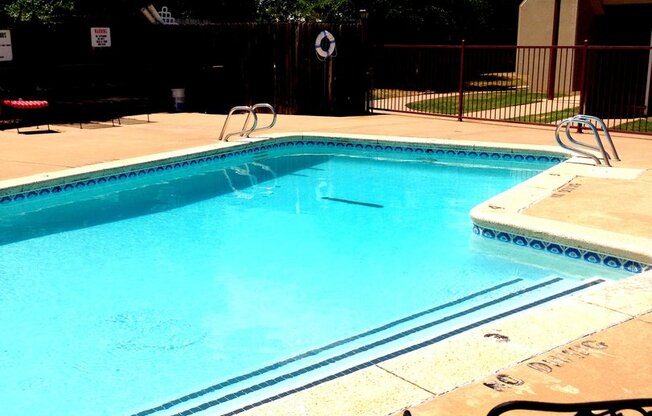 2 beds, 2 baths, 900 sqft, $1,059, Unit 504