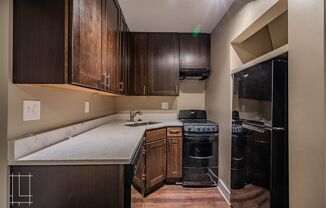 Studio, 1 bath, $1,050, Unit 866 N. High St. Apt. 7