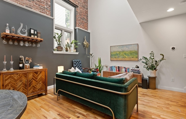 336 SARATOGA ST