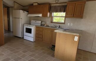 2 beds, 1 bath, $575