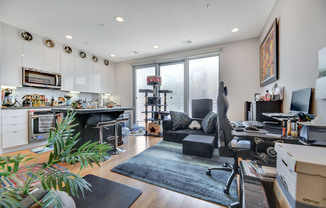 435 R St NW Unit 303