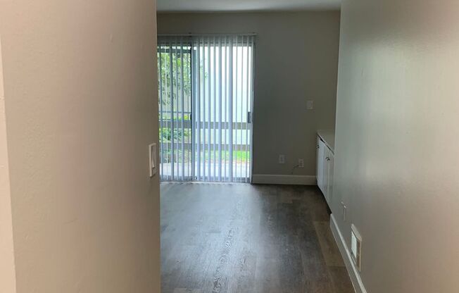 Studio, 1 bath, 500 sqft, $1,745, Unit 45