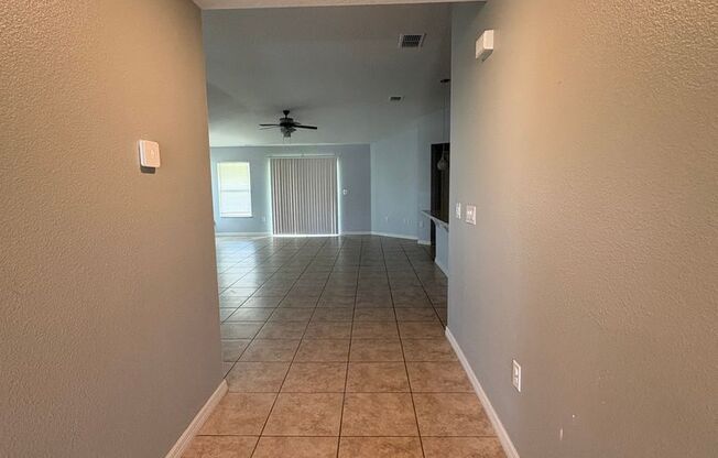 4bedroom 2bath home in ST Cloud