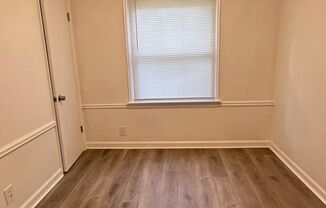 3 beds, 1 bath, $1,295