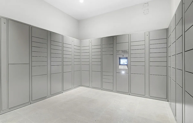 2 beds, 2 baths, $6,129, Unit 10K