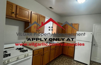 2 beds, 1 bath, $1,200