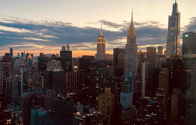 3 beds, 3.5 baths, 2,854 sqft, $24,000, Unit 56B