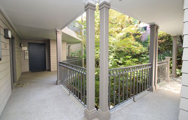 Stunning 2 Bedroom Goose Hollow Condo