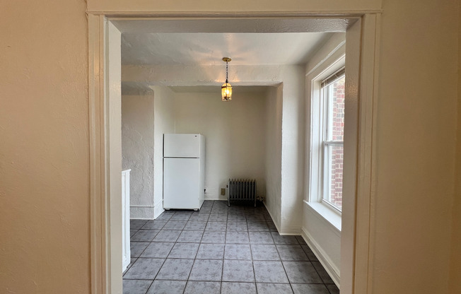 Studio, 1 bath, 440 sqft, $865, Unit 711