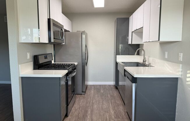 1 bed, 1 bath, 735 sqft, $2,270, Unit 117