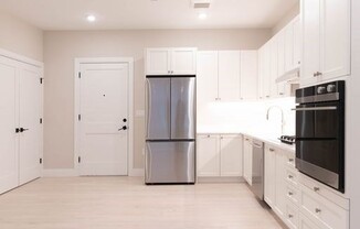 1 bed, 1 bath, 635 sqft, $3,250, Unit 202