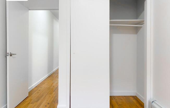 313 W 116 ST