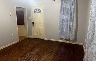 2 beds, 1 bath, $1,350, Unit 50