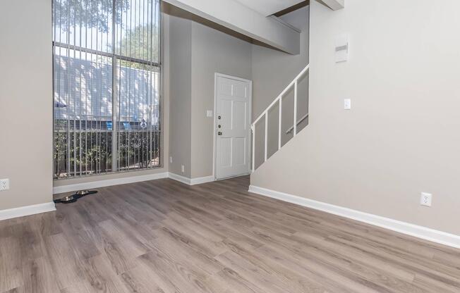 1 bed, 1 bath, 725 sqft, $949