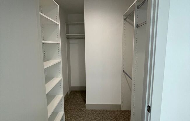 2 beds, 2 baths, 1,102 sqft, $3,292, Unit 4864 - 301